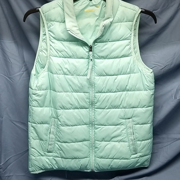 xersion packable vest